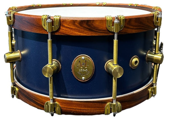 Caisse claire A&amp;F 6,5x14 Chandler Blue Club en teck/érable avec contre-cercles en palissandre