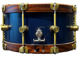 Caisse claire A&amp;F 6,5x14 Chandler Blue Club en teck/érable avec contre-cercles en palissandre